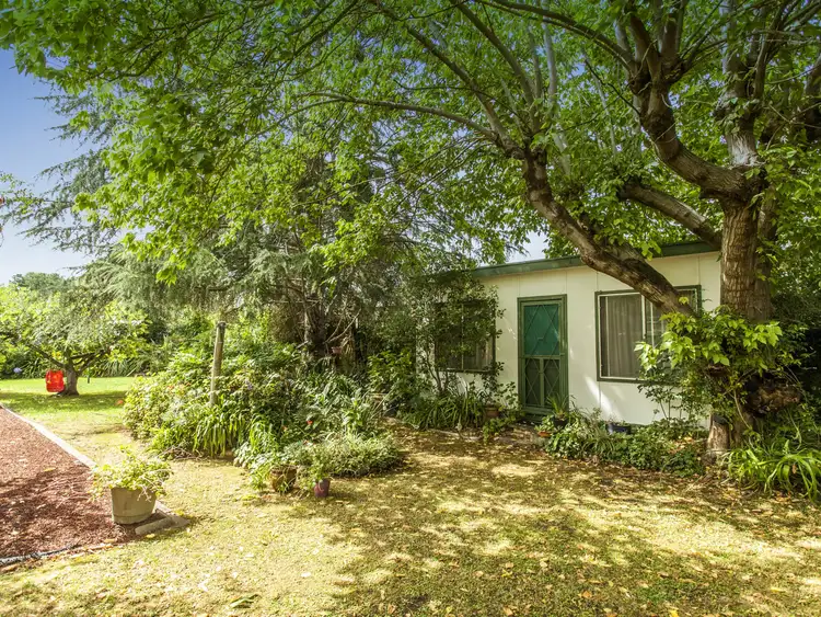 Second view of Homely house listing, 7 Morelle Court, Mooroolbark VIC 3138