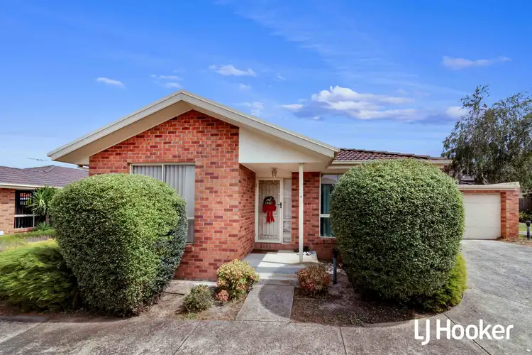 8/70-72 Robjant Street, Hampton Park VIC 3976