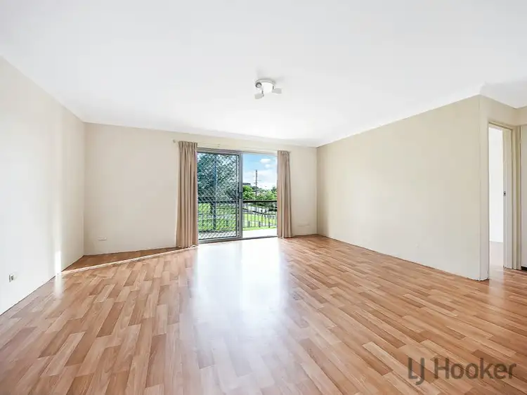 Third view of Homely unit listing, 2/40 Kingsmill Street, Chermside QLD 4032