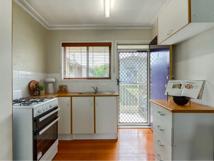 Sixth view of Homely apartment listing, 2/33 Heather Street, Wilston QLD 4051