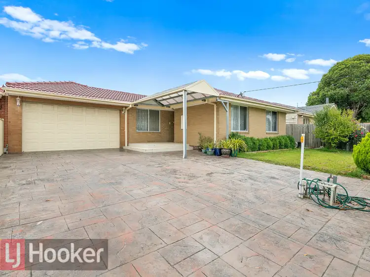 27 MARTIN STREET, Springvale South VIC 3172