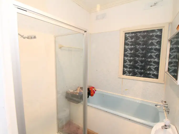 Fourth view of Homely house listing, 128 Dalmahoy Street, Bairnsdale VIC 3875