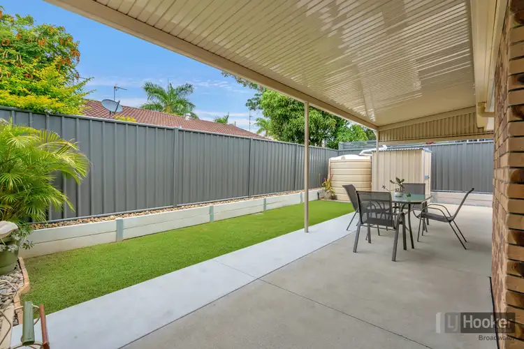 1/184 Whiting Street, Labrador QLD 4215