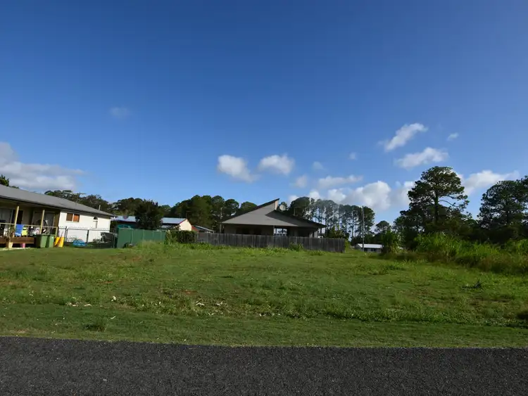 12 Grevillea Street, Russell Island QLD 4184