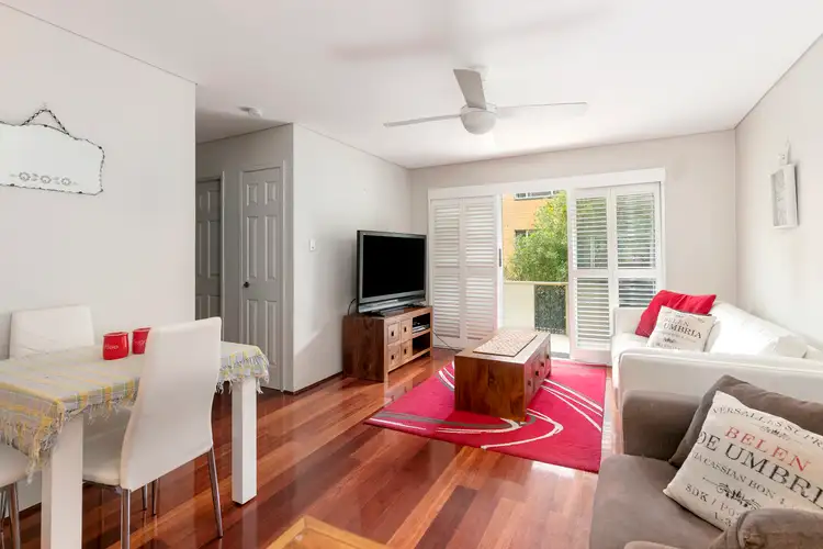 Third view of Homely apartment listing, 4/37 Dee Why Parade, Dee Why NSW 2099