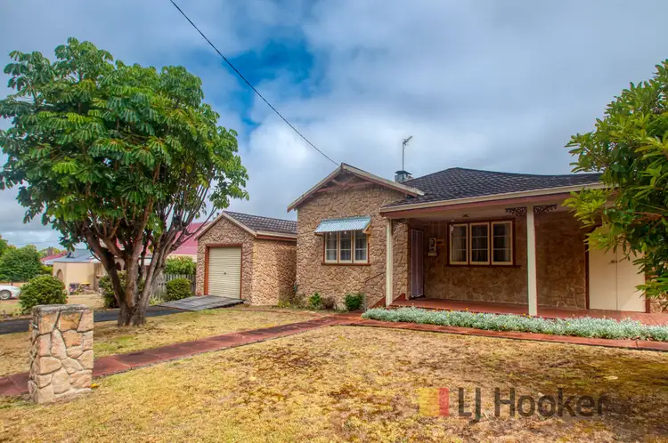 25 Lefroy Street, Pemberton WA 6260