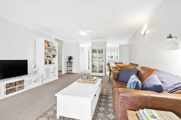 1/1 Dowar Street, Coorparoo QLD 4151