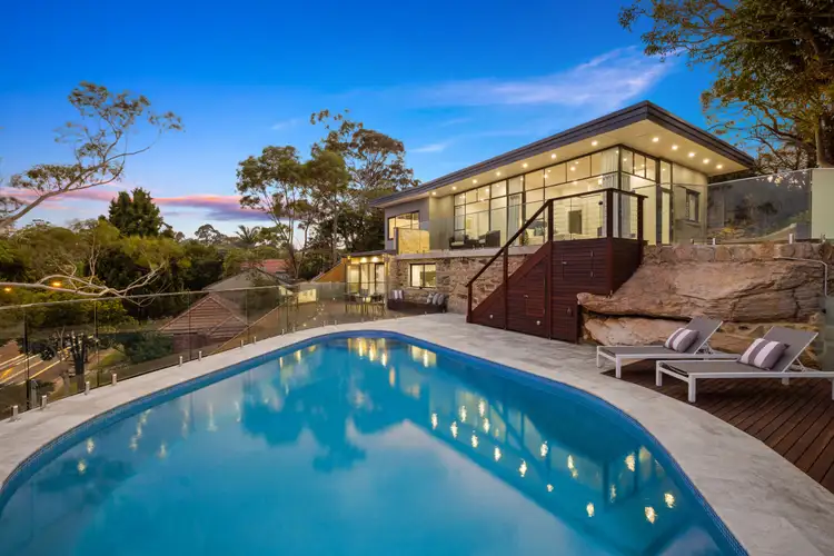 276 Eastern Valley Way, Middle Cove NSW 2068