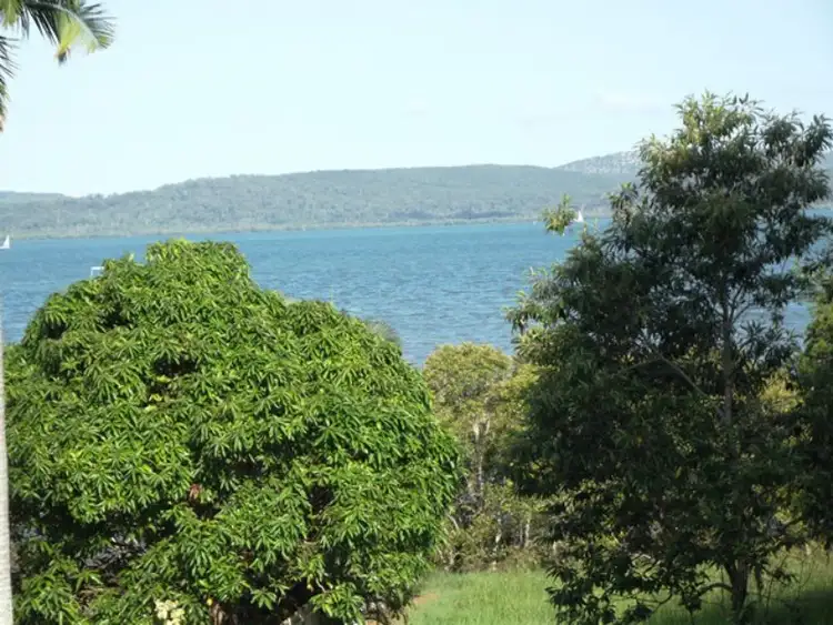 71 Beelong Street, Macleay Island QLD 4184