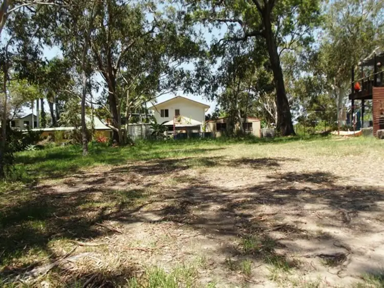 14 Ilya Street, Macleay Island QLD 4184