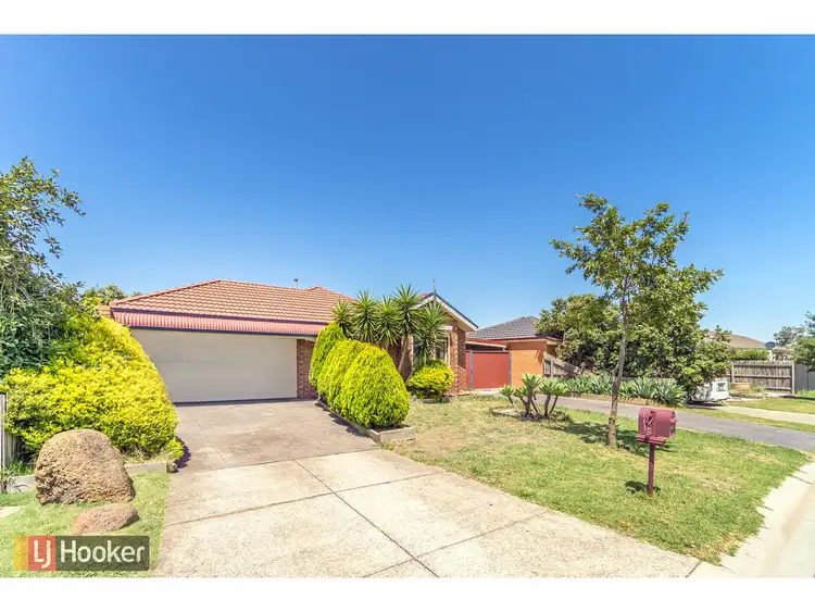 Second view of Homely house listing, 6 Crouch Court, Roxburgh Park VIC 3064