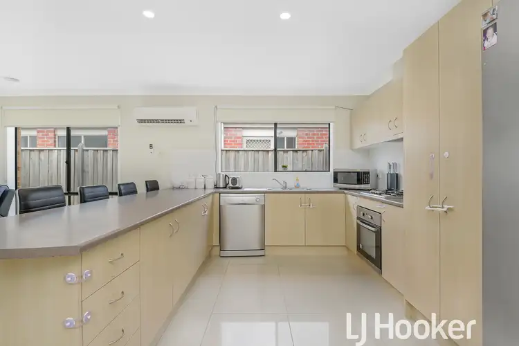 Fifth view of Homely house listing, 122 William Thwaites Boulevard, Cranbourne North VIC 3977