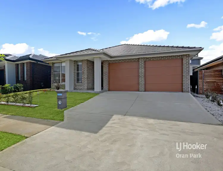 30 Richards Loop, Oran Park NSW 2570