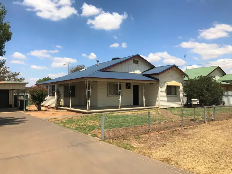 74 Ferry Street, Forbes NSW 2871