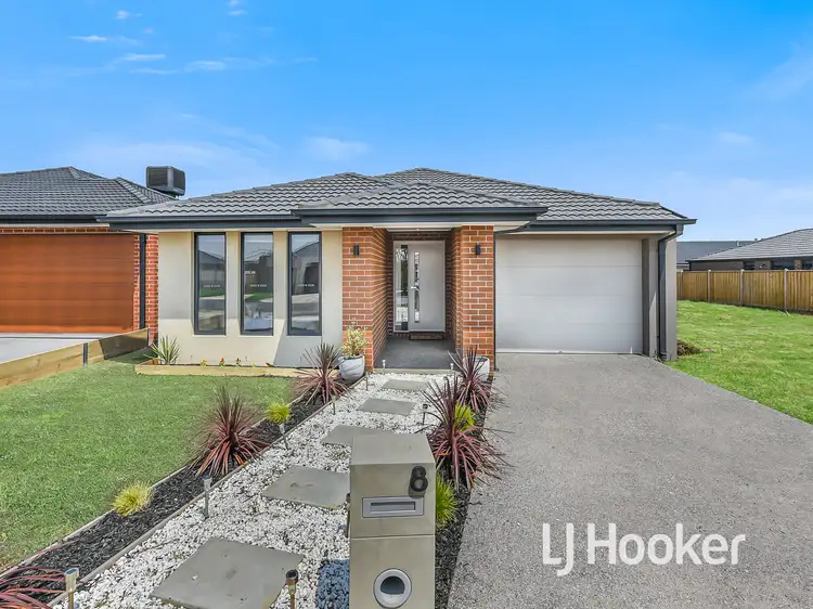 Main view of Homely house listing, 8 Chestnut Avenue, Clyde VIC 3978