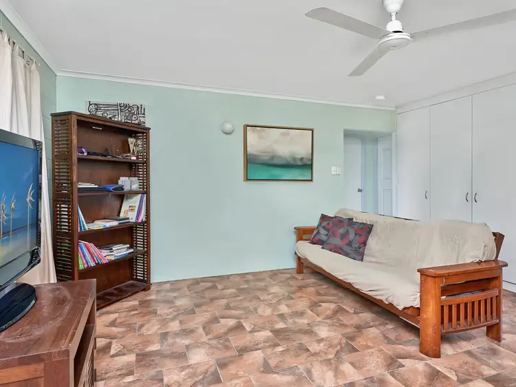 Fifth view of Homely unit listing, 6/15-17 Earl Street, Westcourt QLD 4870