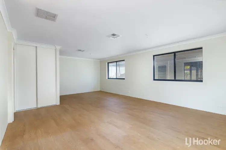 Sixth view of Homely house listing, 4 Bergersen Court, Carey Park WA 6230