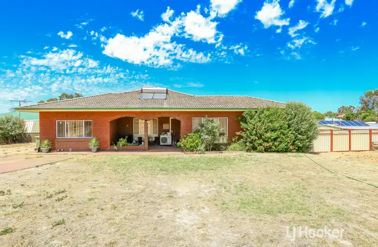 20 Evans Street, Collie WA 6225
