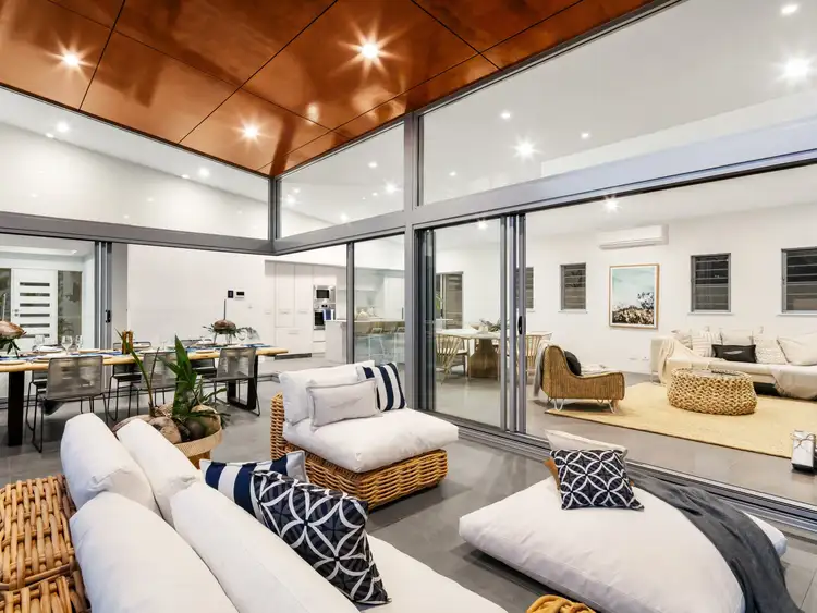 Fifth view of Homely house listing, 2 Beachmont Place, Palm Cove QLD 4879