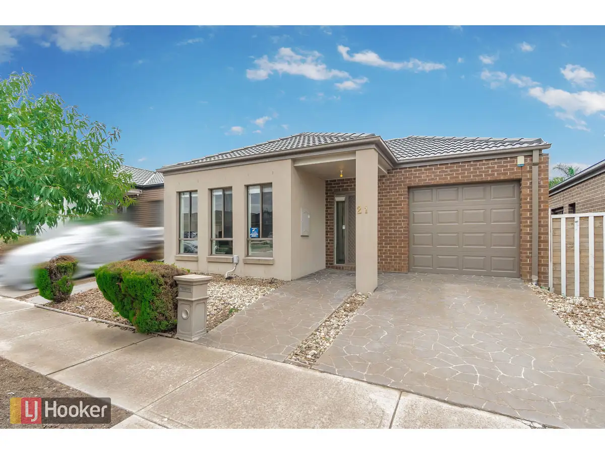 Main view of Homely house listing, 21 Powell Street, Craigieburn VIC 3064