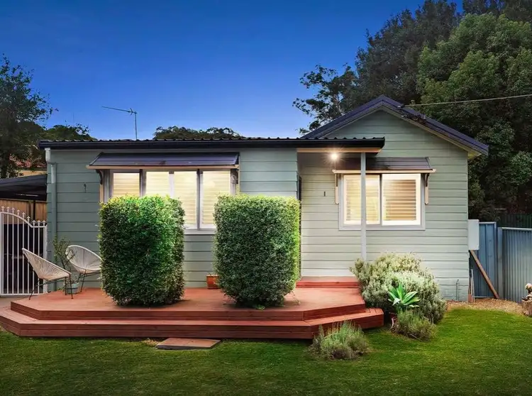 25 Johnstone Street, Cardiff NSW 2285