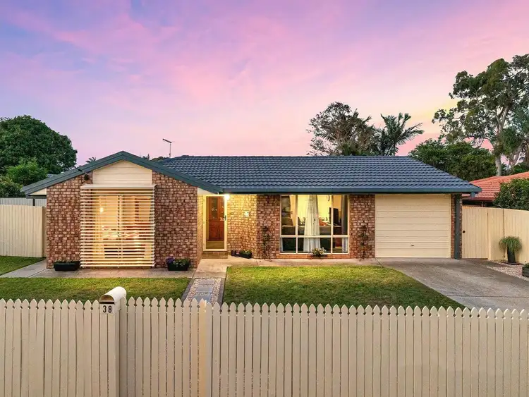 38 Rosebrook Street, Kallangur QLD 4503