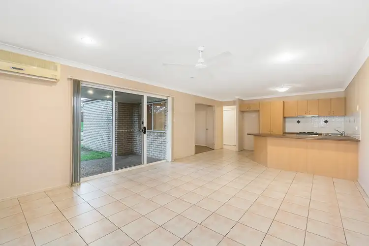 1/5 Bluetail Crescent, Upper Coomera QLD 4209