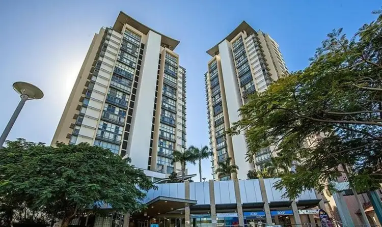 213/105 Scarborough Street, Southport QLD 4215
