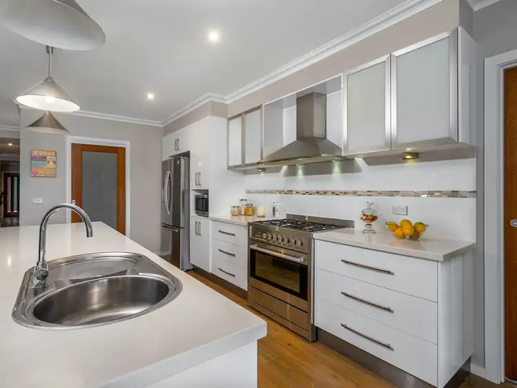 Fifth view of Homely house listing, 41 Myrtle Street, Alexandra VIC 3714