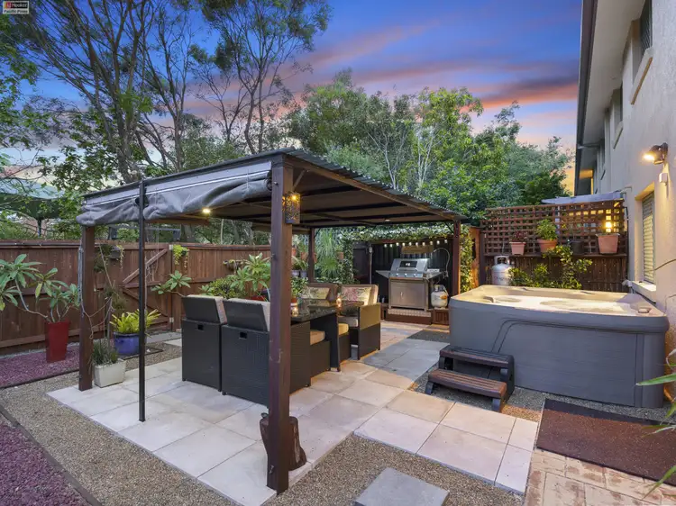 8/28 Ancona Street, Carrara QLD 4211