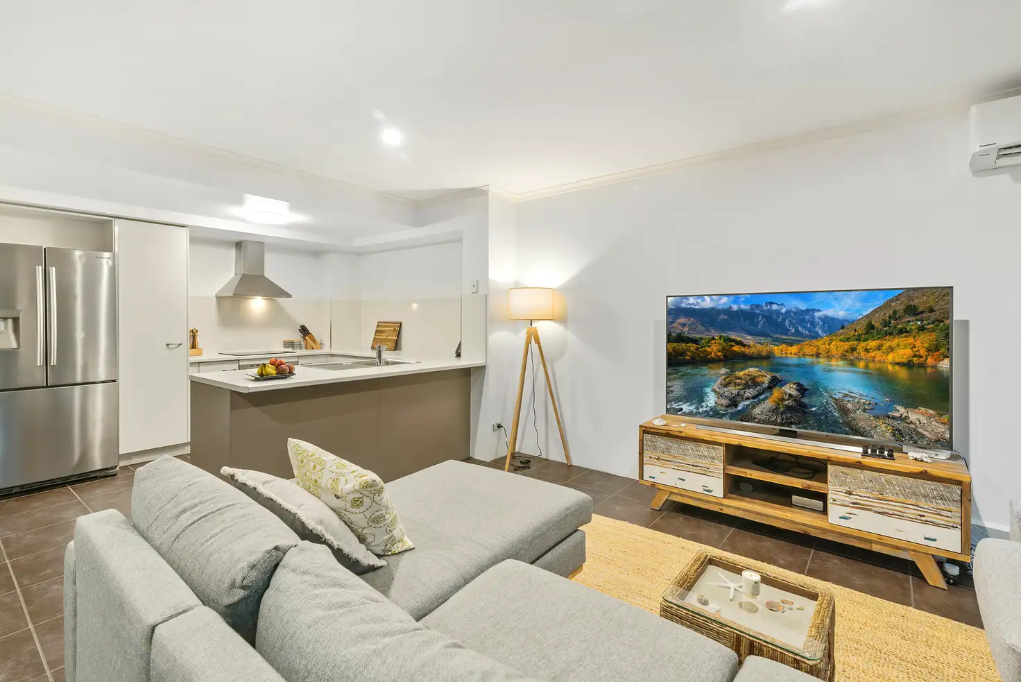 Main view of Homely townhouse listing, 33/1 University Drive, Robina QLD 4226