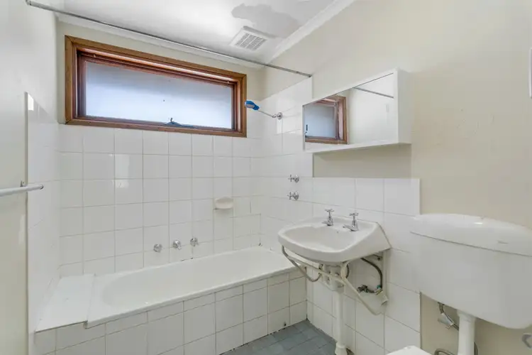 Fifth view of Homely house listing, 2/20 Kennion Crescent, Para Hills West SA 5096