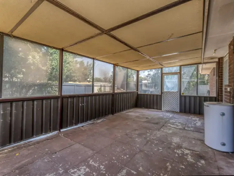 Seventh view of Homely house listing, 19 Malu Court, Camillo WA 6111
