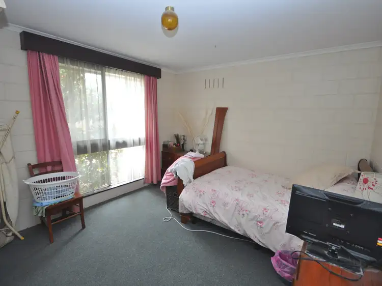 Fifth view of Homely house listing, Unit 2/107 Day Street, Bairnsdale VIC 3875