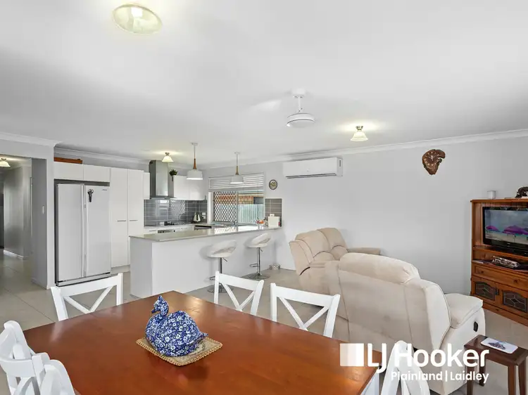 Fifth view of Homely house listing, 4 Flinders Crt, Plainland QLD 4341