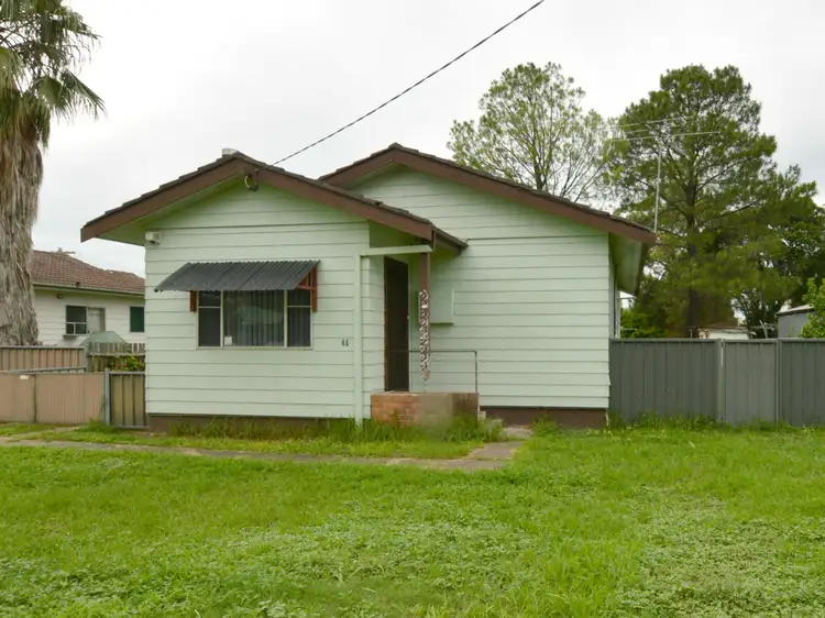 44 Church Street, Singleton NSW 2330