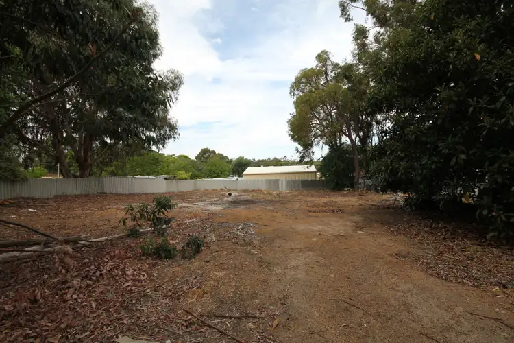 24 Bickerton Street, Collie WA 6225