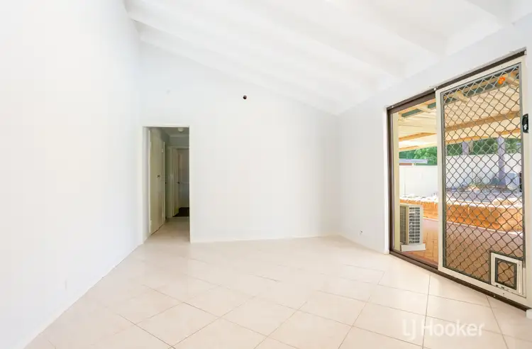 Sixth view of Homely house listing, 10 Duignan Place, Australind WA 6233