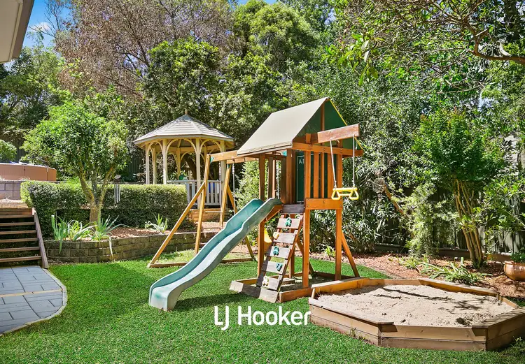Fifth view of Homely house listing, 8 Araluen Place, Glenhaven NSW 2156