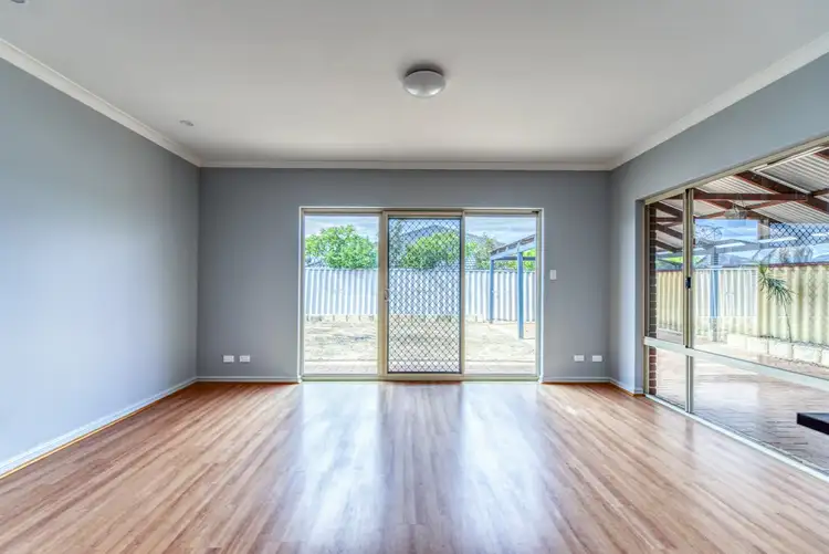 Fifth view of Homely house listing, 15 Sofia Rise, Southern River WA 6110