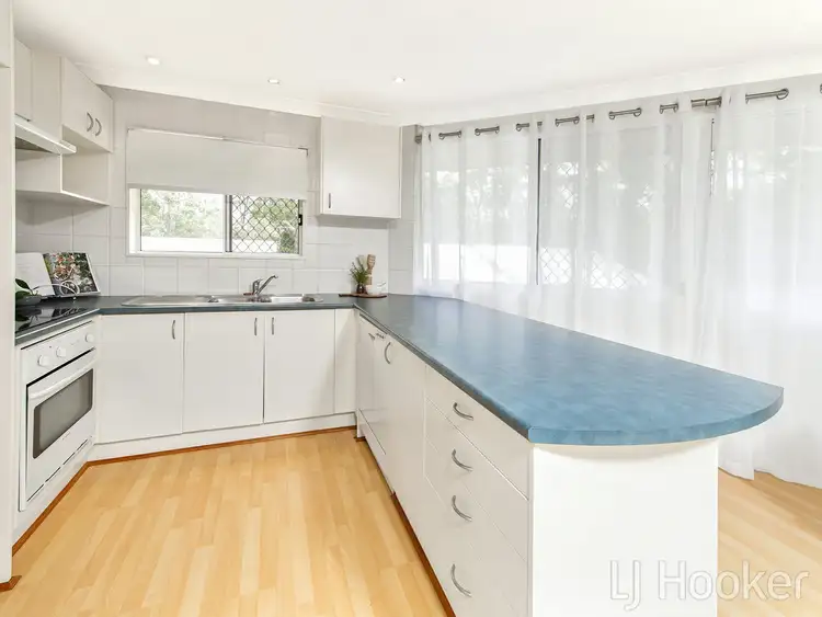 Fifth view of Homely townhouse listing, Unit 9/32 Bendena Terrace, Carina Heights QLD 4152