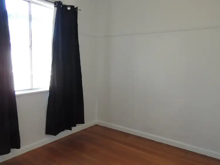 Seventh view of Homely house listing, 27 Dunstone Street, Swan Hill VIC 3585