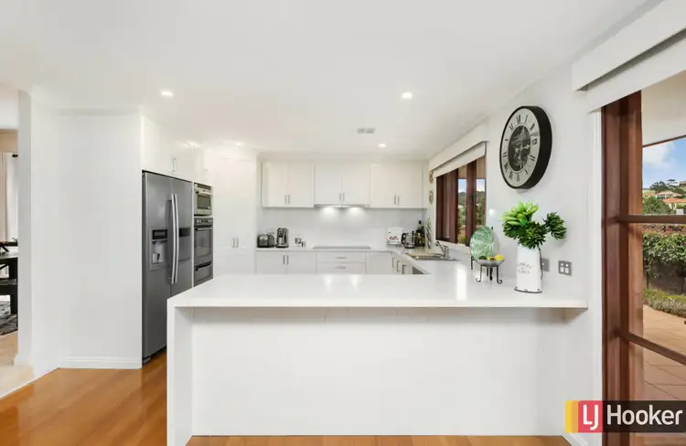 Fourth view of Homely house listing, 4 Lakeview Close, Hidden Valley VIC 3756