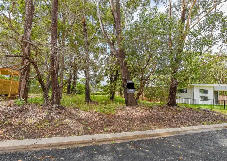 13 Rossi Ave, Russell Island QLD 4184