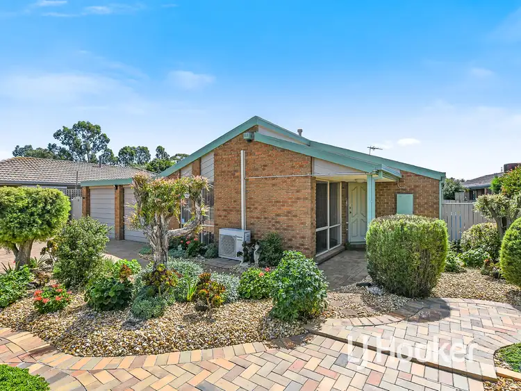 5 Waverley Park Drive, Cranbourne North VIC 3977