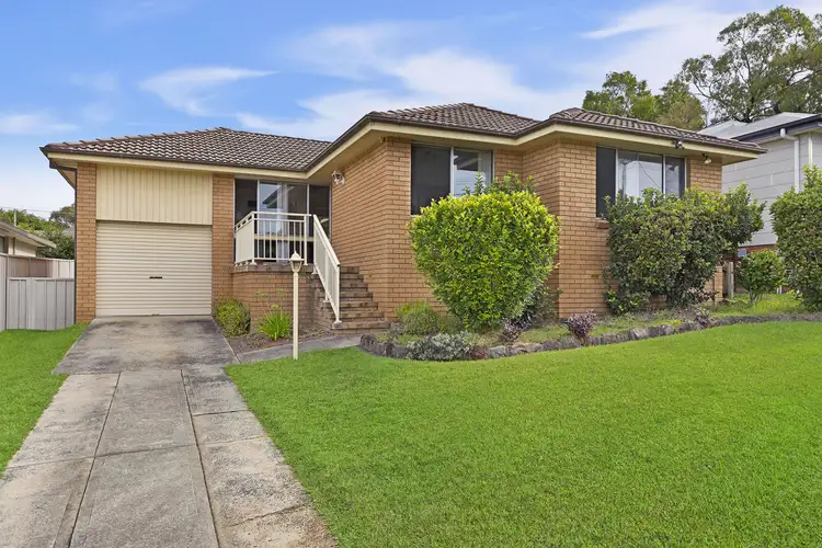 Main view of Homely house listing, 10 Curzon Avenue, Bateau Bay NSW 2261