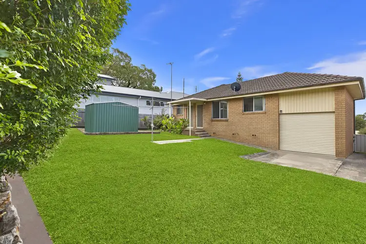 Second view of Homely house listing, 10 Curzon Avenue, Bateau Bay NSW 2261