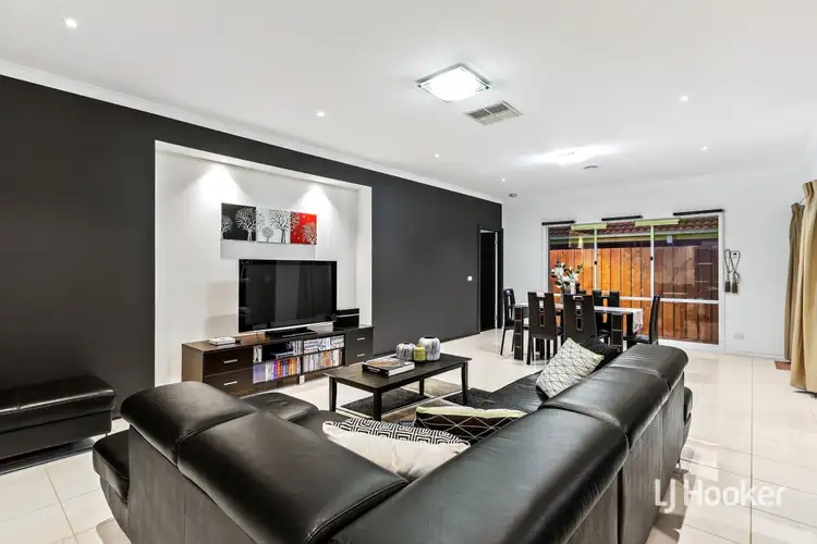 Sixth view of Homely house listing, 1 George Benjamin Court, Seabrook VIC 3028