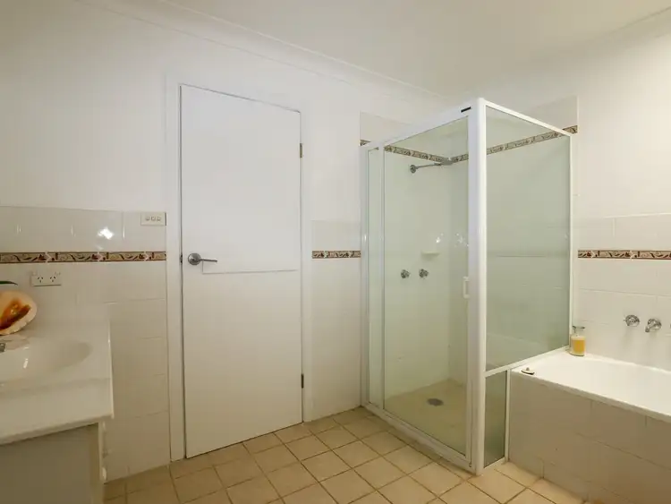 Seventh view of Homely house listing, 5 Glyndwr Avenue, Oberon NSW 2787