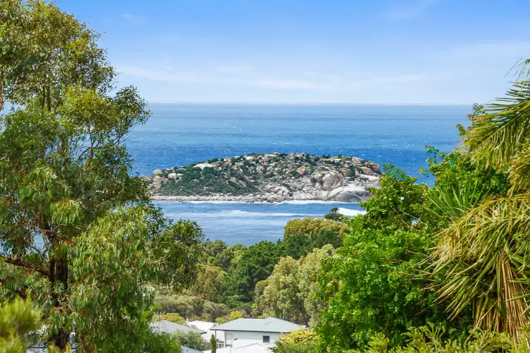 15 Southern Right Crescent, Encounter Bay SA 5211